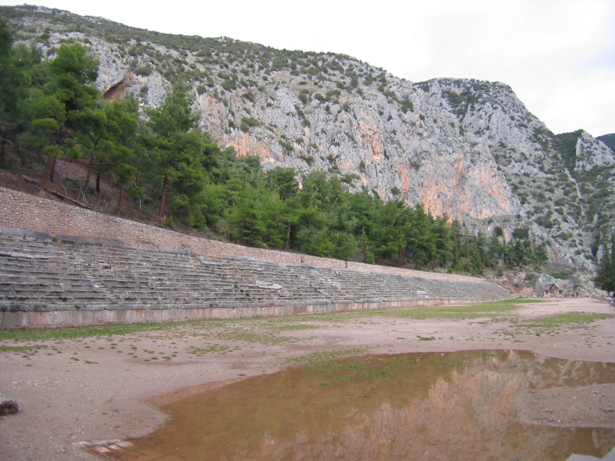 03 - Delphes - stade IMG_0171.jpg